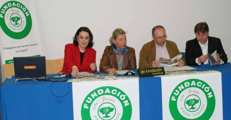 De izquierda a derecha Anabel Lasheras, Ana María Laín, José Martínez e Ignacio Martínez en la presentación.